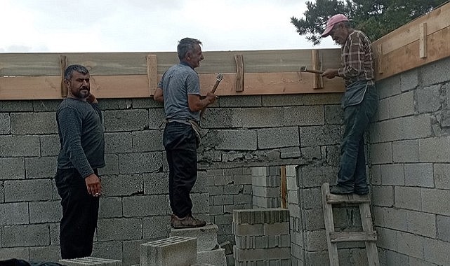 Çamlıçatak köylüleri hayırsever vatandaşların desteğini bekliyor