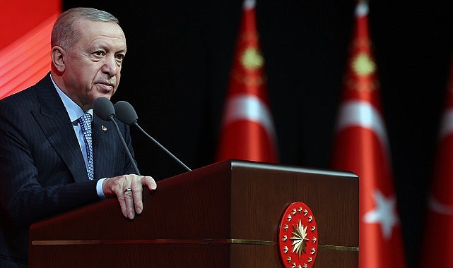 Cumhurbaşkanı Erdoğan'dan dizi ve sinema sektörüne uyarı!