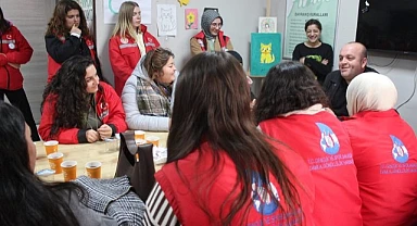 Damla gönüllüleri Yeşilay’ı ziyaret etti