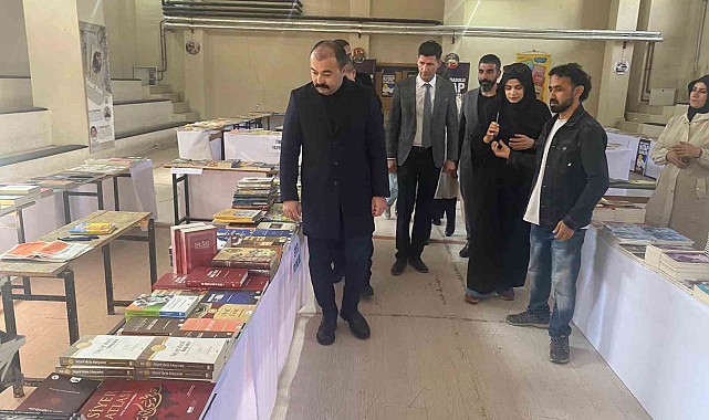 Digor'da 1'inci Kitap Günleri standının açılışı yapıldı