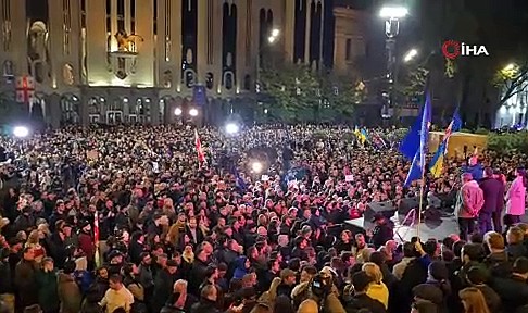 Gürcistan'da seçim sonuçlarını tanımayan muhalefetin protestoları sürüyor