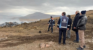 Köprülü'de Yangın! Tonlarca ot ve saman yığını yanarak kül oldu