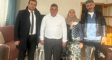 Müdür Çetinkaya'dan Şehit Öğretmenin ailesine ziyaret