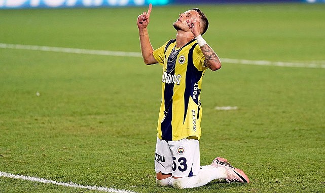Sebastian Szymanski, geçen sezonu aratıyor
