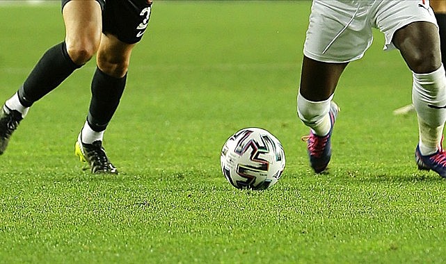 Süper Lig'de yabancı VAR hakemi dönemi başlıyor: İlk deneme derbide