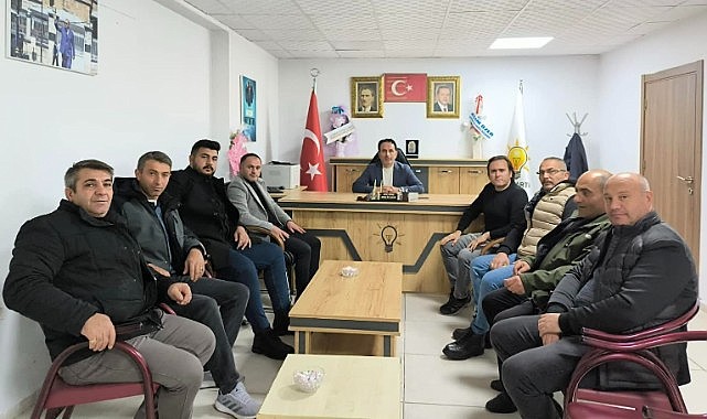 Ülkü Ocakları'ndan AK Parti Merkez İlçe Başkanlığı'na hayırlı olsun ziyareti