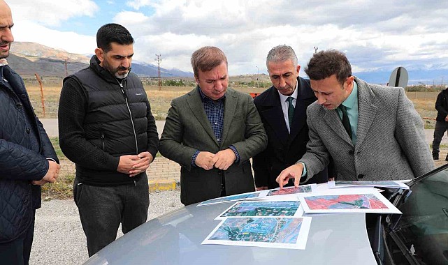 Vali Aydoğdu, Gündüzlü Yaşlı Bakımevinin yapılacağı alanda incelemede bulundu
