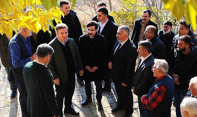 Vali Aydoğdu, ilçe ve köy gezilerini sürdürüyor