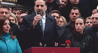 Vekil İncesu Esenyurt Belediyesi önünde “demokrasi nöbeti” tuttu