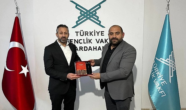 AK Parti’den TÜGVA’ya hayırlı olsun ziyareti