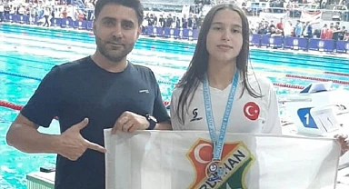 Ardahanlı yüzücü Türkiye şampiyonu oldu