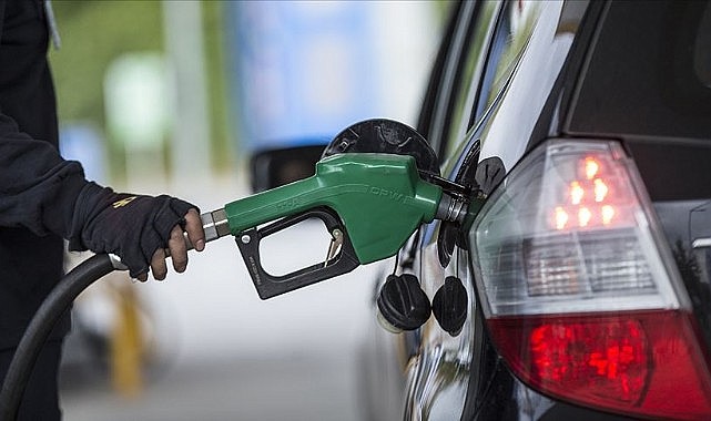 Benzine zam geliyor! Tabela bu gece yarısı değişecek
