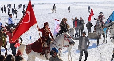 Çıldır Gölü Buz Festivalinin tarihi belli oldu