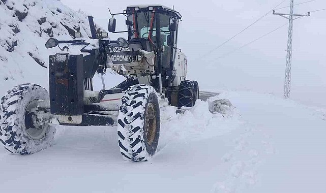 Elazığ'da 5 köy yolu ulaşıma kapandı