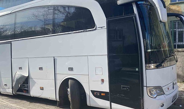 Elazığ'da kaçırdığı yolcu otobüsüyle dehşet saçan şüpheli tutuklandı