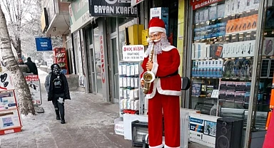 Esnafın umudu Noel babaya kaldı