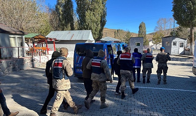 Jandarmadan düzensiz göçmen operasyonu