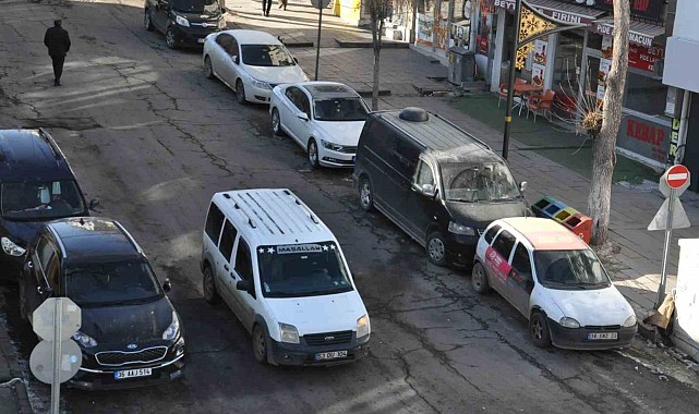 Kars'ta Kasım ayında trafiğe kayıtlı araç sayısı 51 bin 265ê ulaştı