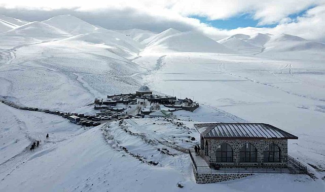 Pir Ali Baba Türbesi düzenlenen törenle açıldı
