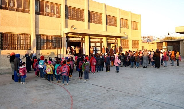 Suriye'de Esad rejimi sonrası eğitim-öğretim dönemi başladı