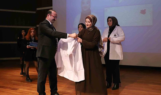 Veteriner fakültesinde "Beyaz önlük giyme töreni" düzenlendi
