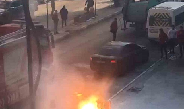 Yüksekova'da elektrik panosu alev alev yandı