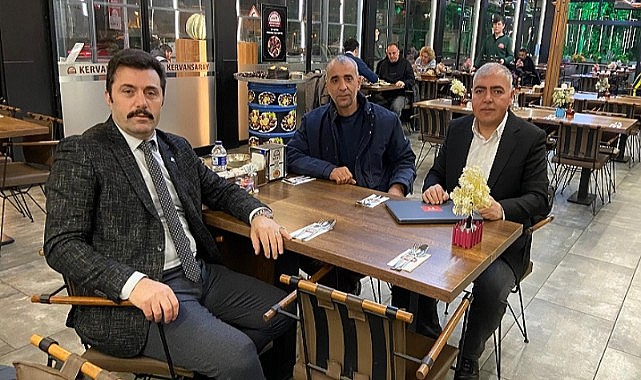 Ardahanlılar Kervansaray 'da buluştu memleket meseleleri ve Serhat Ardahanspor'u görüştüler