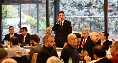 Çekmeköy Belediye Başkanı Orhan Çerkez, ilçedeki din görevlileriyle bir araya geldi