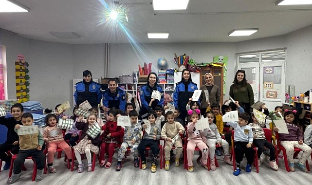 Iğdır'da çoçuklara polislik mesleği anlatıldı