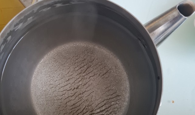Karagöl Mahallesinde musluktan çamurlu su akıyor