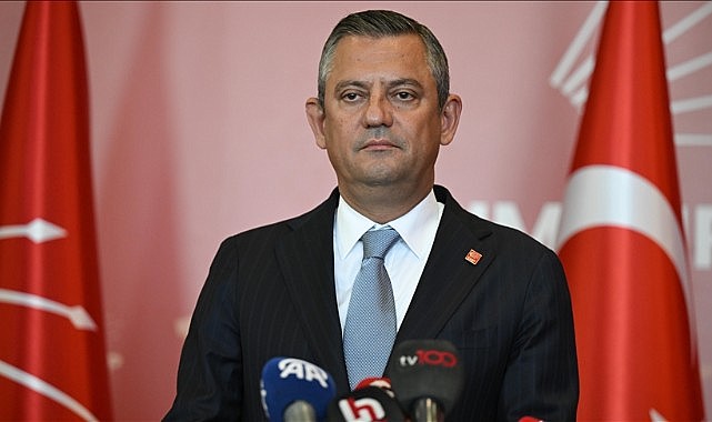 Özel, en düşük emekli maaşı için rakam verdi: Hükümet bunu düşünüyor