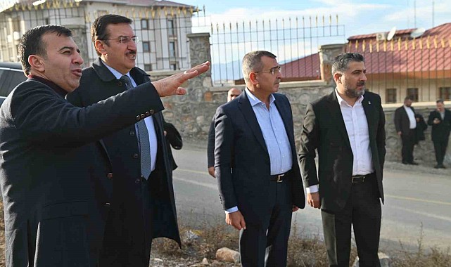 Pütürge'de halk buluşması ve proje incelemeleri