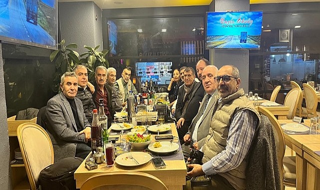 Serhat Ardahanspor eski başkanı Gökdemir Ardahanlı gazetecileri yeni mekânında ağırladı