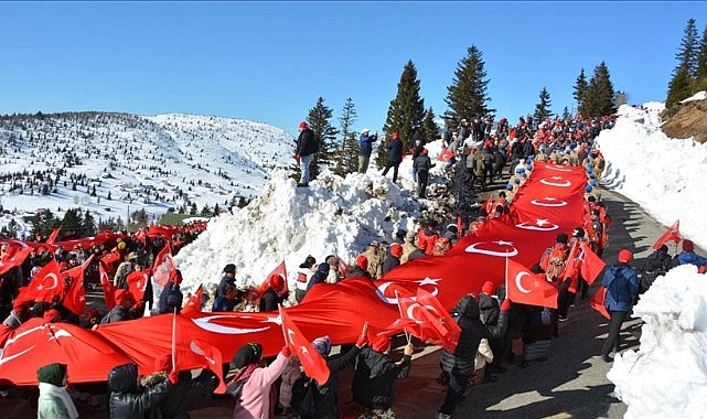 Sis Dağı'nda Sarıkamış Şehitleri Anma Yürüyüşü yapıldı