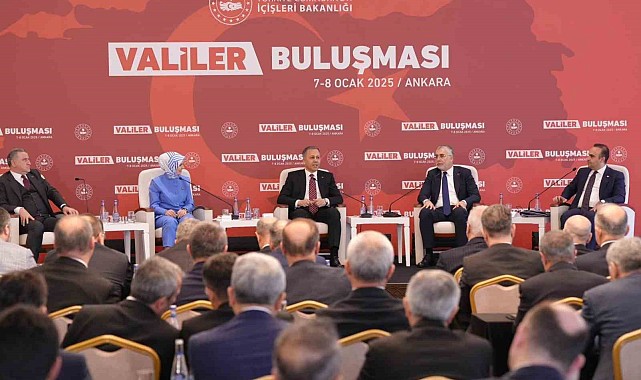 Vali Aydoğdu 81 ilin valilerinin katılımıyla gerçekleştirilen Valiler Toplantısı'na katıldı