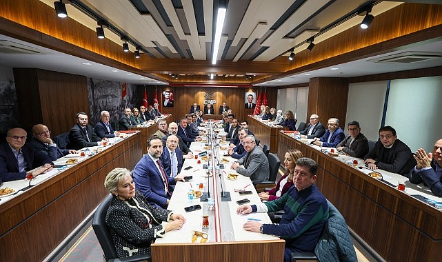Vekil İncesu, partisinin grup toplantısına katıldı