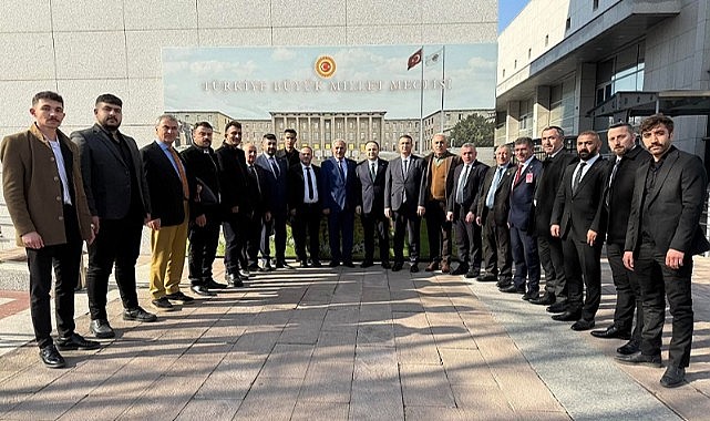 Vekil Koç’un Meclisteki kapısı hiç kapanmıyor