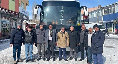 Ak Partililer büyük kongre için yola çıktı