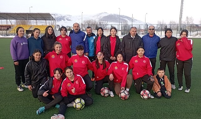 Ardahan Kadın Futbol Takımı, 2. Lig hedefi için destek bekliyor