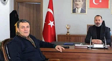 Belediye Başkanı Demir’den AK Parti’ye hayırlı olsun ziyareti!