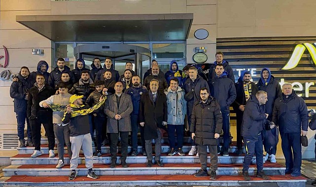 Fenerbahçe Voleybol Takımına Bitlis'te coşkulu karşılama