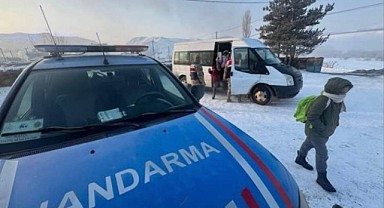 Jandarma ekiplerinden okul çevrelerine güvenlik denetimi