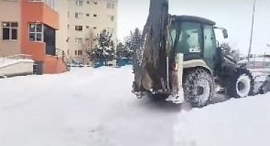 Karla mücadelede "Helal olsun" dedirten ekip çalışması