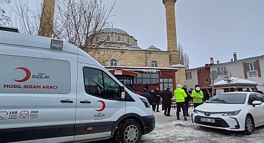 Kızılay Ardahan Şubesi yürekleri ısıttı