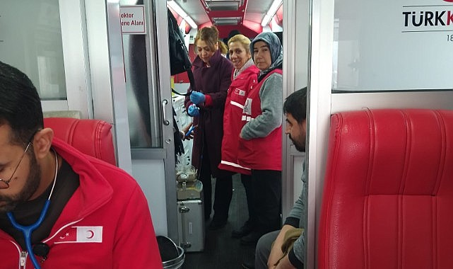 Kızılay’ın kan bağışı aracı Ardahan’da yardımsever vatandaşlarla buluştu