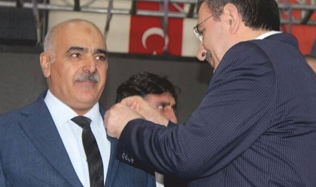Köprülü Belediye Başkanı Ak Parti’ye geçti