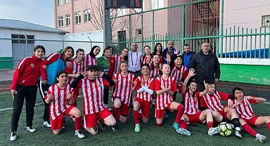 Kura Gençlikspor ilk maçını farklı kazandı