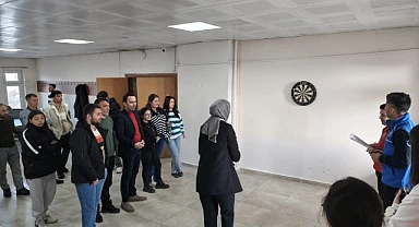 Öğrenciler dart turnuvasında buluştu