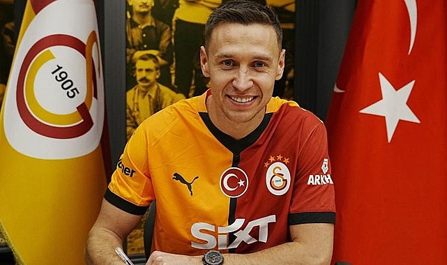 Przemyslaw Frankowski resmen Galatasaray’da