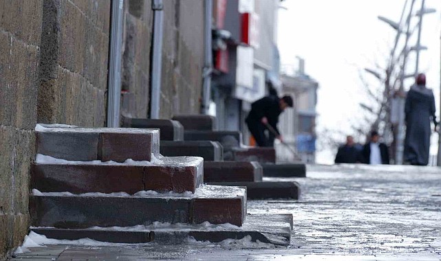Soğuk rekoru yine Erzurum'da